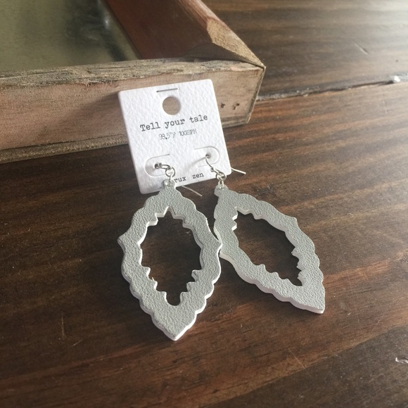 Gray Leather Earrings - Picture 2 of 3